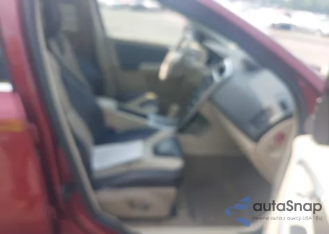 2010 Volvo Xc60 T6/T6 R-Design z USA, uszkodzony, nr VIN YV4992DZ4A2029327